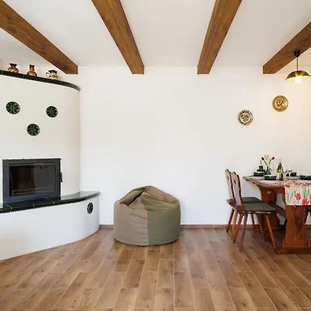 Tulipanos Kucko Az Orsegben Apartment