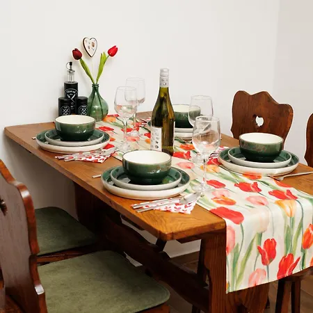 Tulipanos Kucko Az Orsegben *